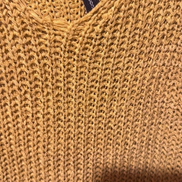 Women’s knitted tank top - Picture 2 of 3